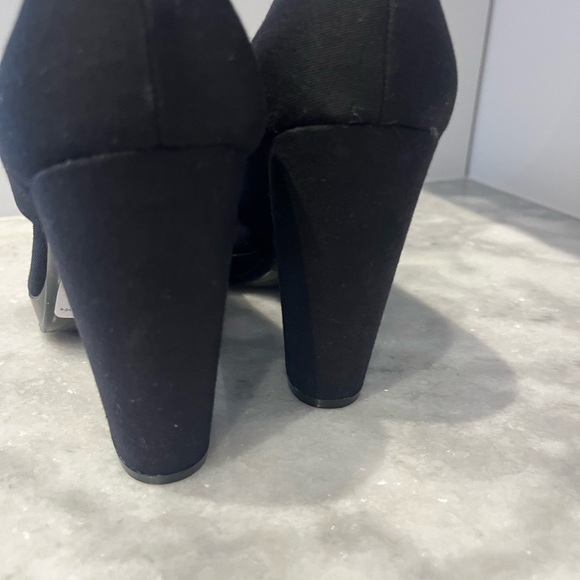 Coach size 10 4 inch platform heel - Picture 6 of 6